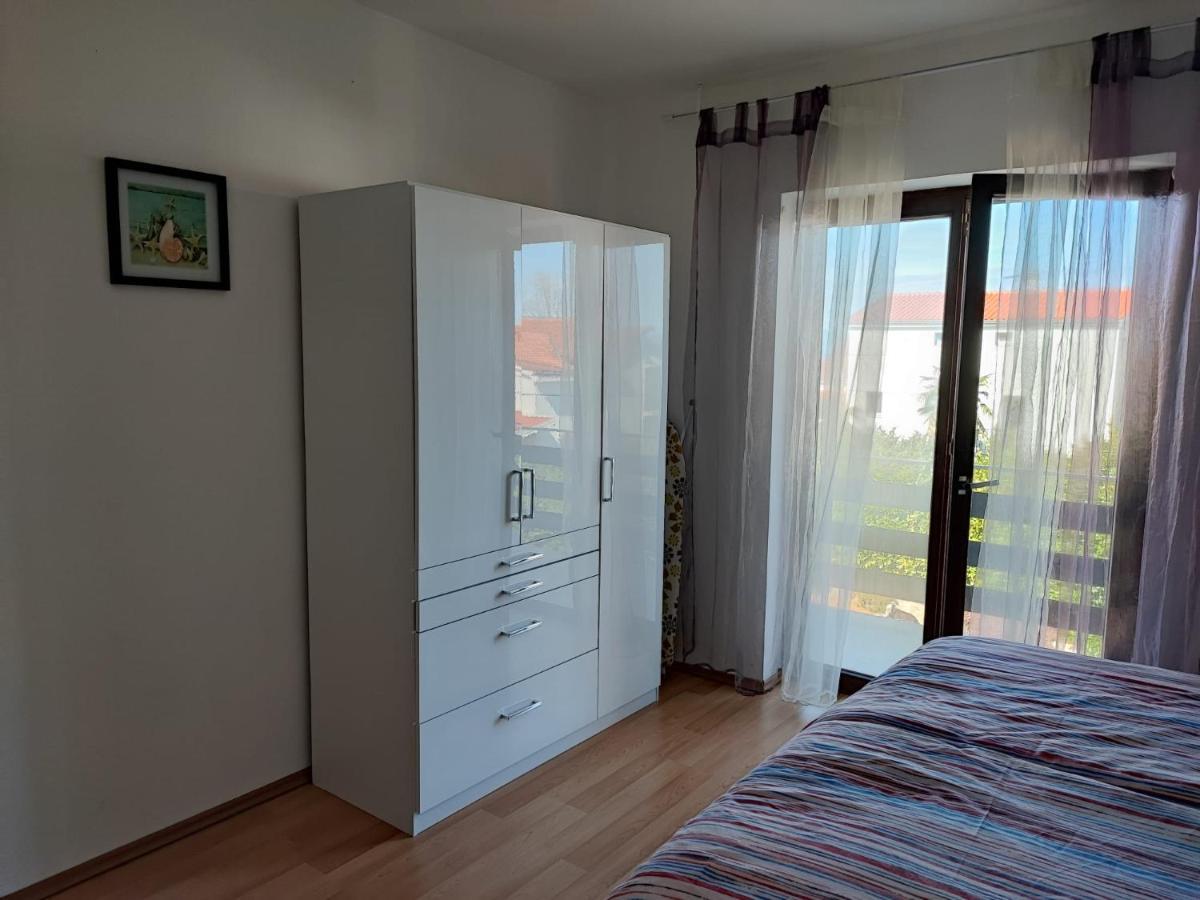 Apartments Ana Malinska Island Krk Vantacici Ngoại thất bức ảnh